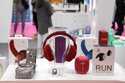 打卡2018深圳礼品展，洞悉通讯设备技术开发新风向